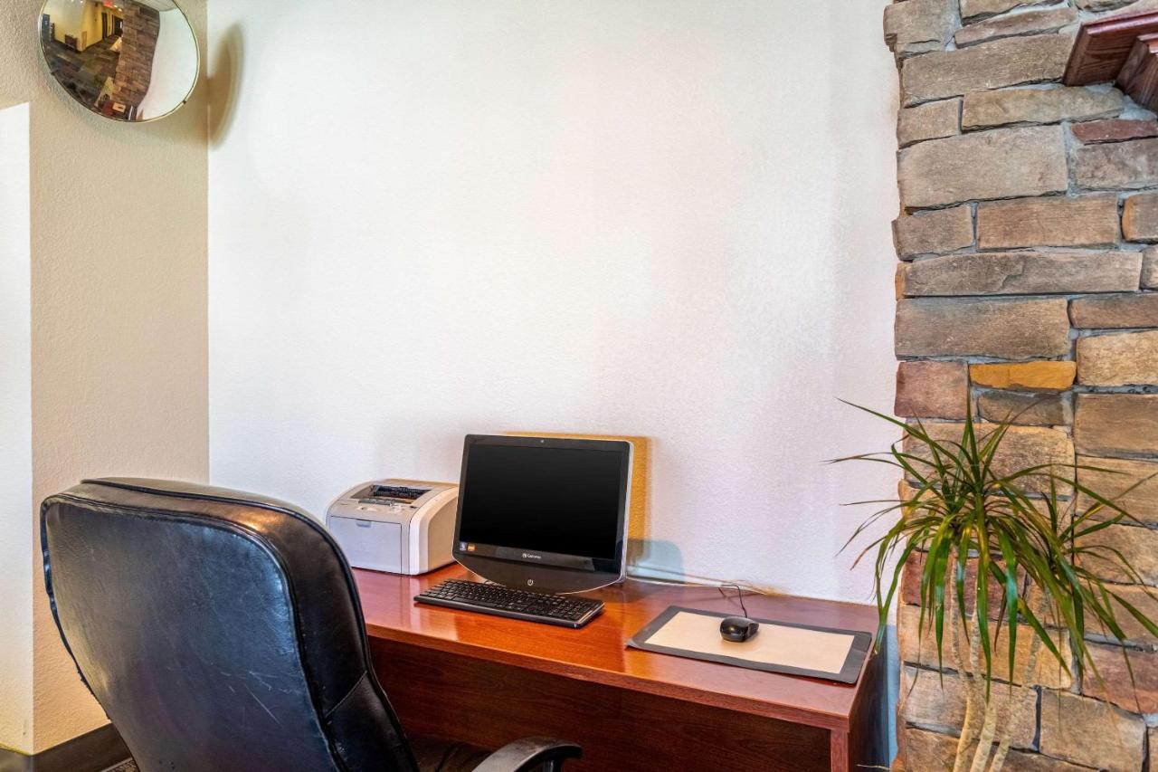 Econo Lodge Fredonia Zewnętrze zdjęcie